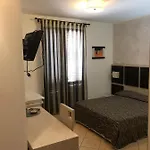 Oda ve Kahvaltı Agrodolce 4*