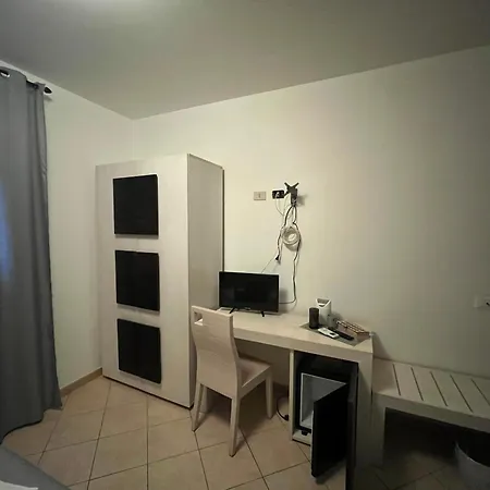 Agrodolce فندق مبيت وإفطار 4*